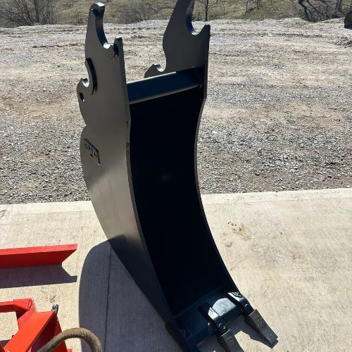 Welding_Equipment and Trucks _trenching bucket _Orth Fabrication